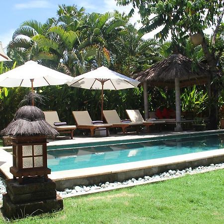 Papaya Guesthouse Canggu  Exterior photo